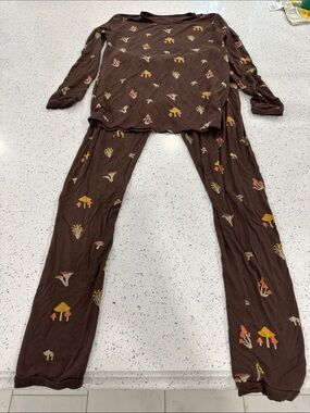 Kyte BABY Brown Mushroom Print Pajama Set with Orange & Cream Accents